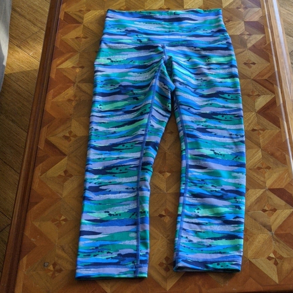 Lululemon cropped Wunder Unders